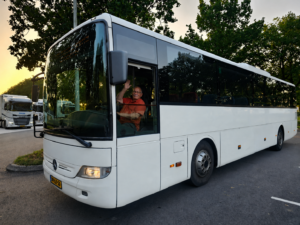 bus huren Duiven